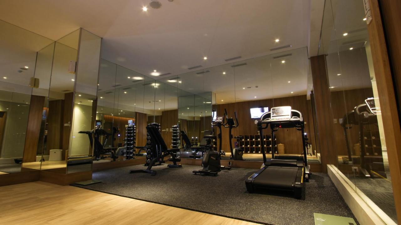 Kuretakeso Kemang Hotel Джакарта Экстерьер фото