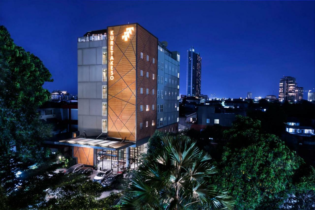 Kuretakeso Kemang Hotel Джакарта Экстерьер фото